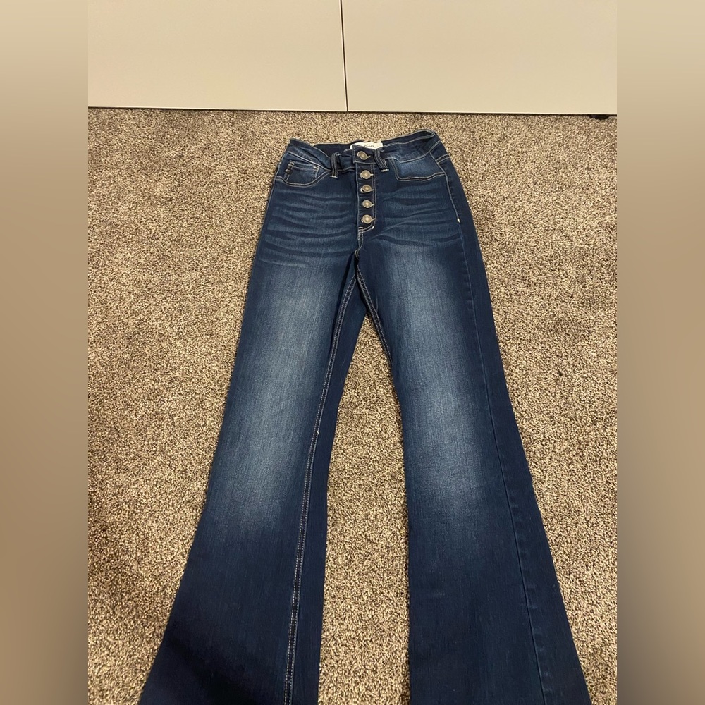 High rise jeans.